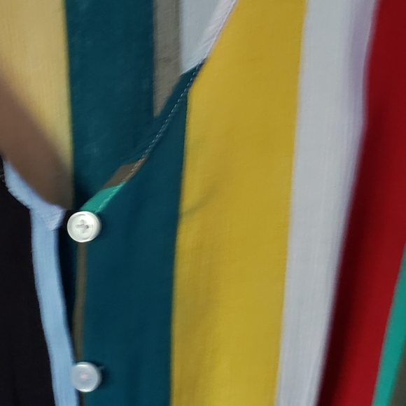 Express Lightweight Stretchy Top - Picture 4 of 6